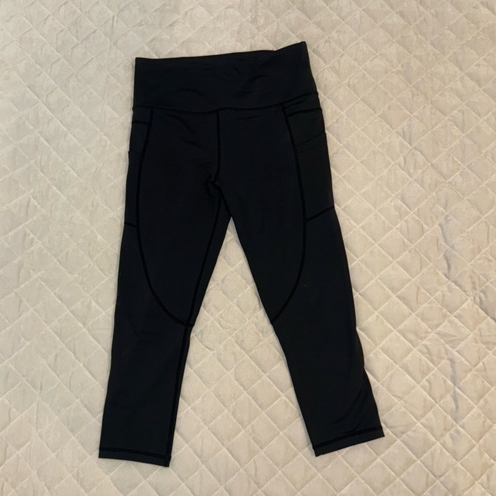 Zyia Active Black cropped leggings, size 8-10